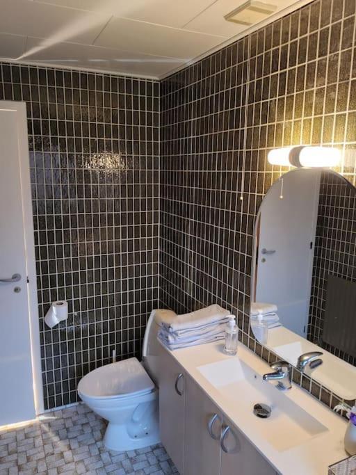 Family Friendly Apt B, 900M To Lego House, Parking, Legoland, Lalandia Billund Exterior foto